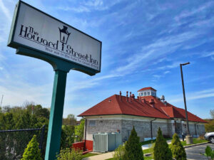 Howard Street Inn Best Bar & Restaurant in Niles, IL